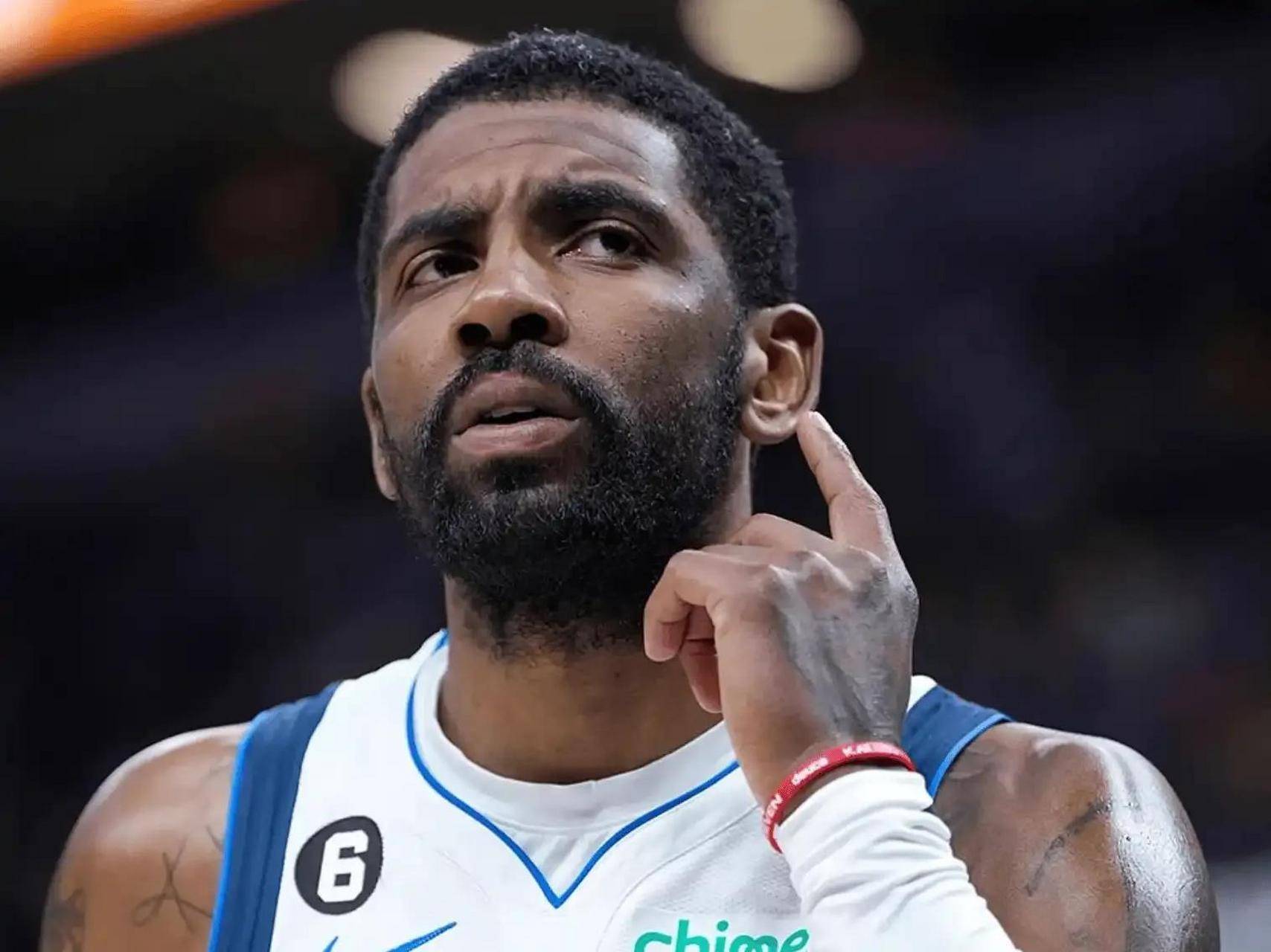 受闪电影响，麦克阿瑟vs布里斯班狮吼推迟到15：45开球（因雷电天气，麦克阿瑟对阵布里斯班狮吼开球时间延至15：45）