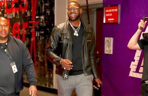 不和谐，太阳报：拜仁球迷在赛前与现场警察和安保发生冲突（太阳报：拜仁球迷赛前与现场警方及安保爆发冲突）