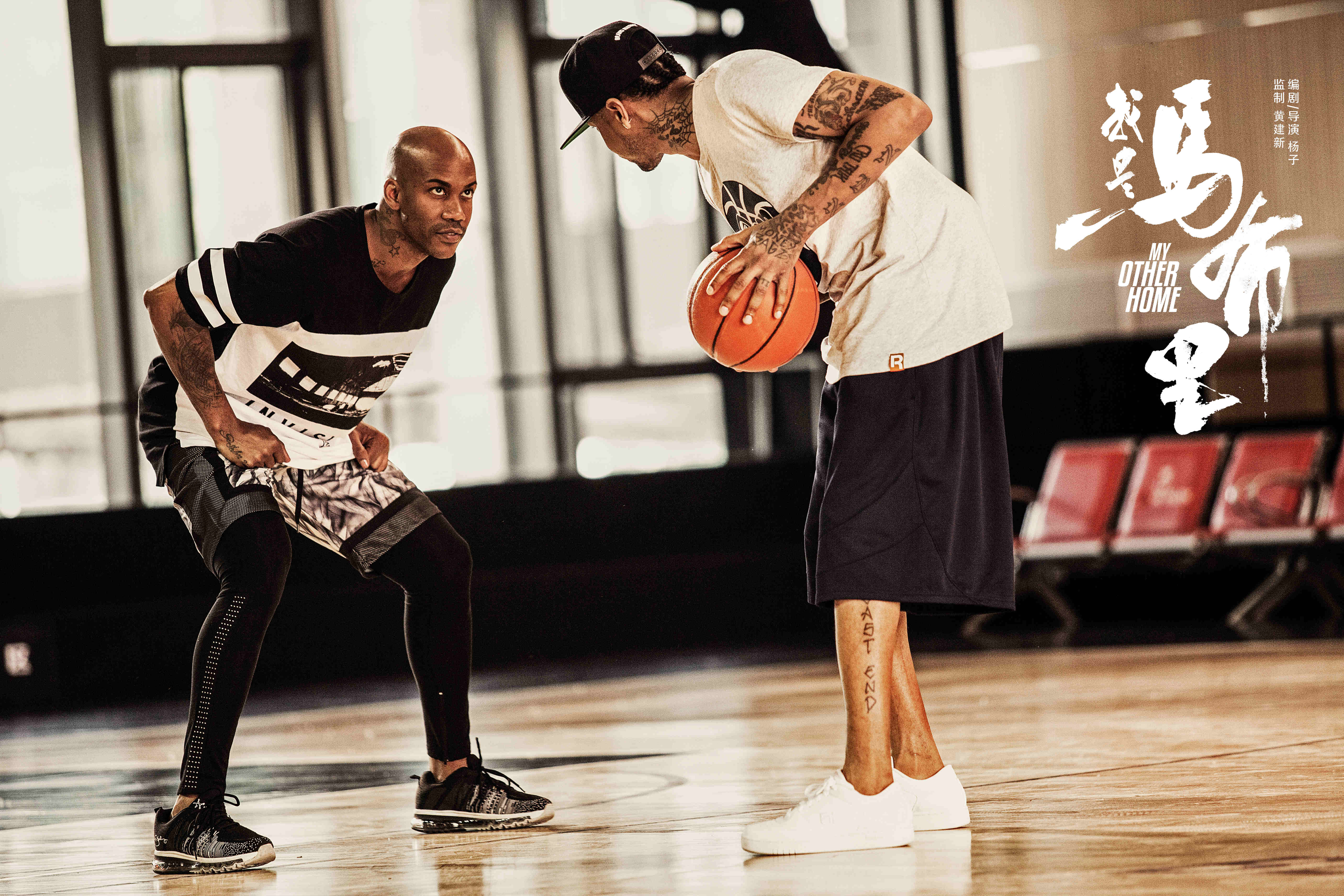 上海申花迎建队32周年纪念日，俱乐部官方发布庆贺海报（上海申花建队32周年之际，俱乐部发布纪念海报）