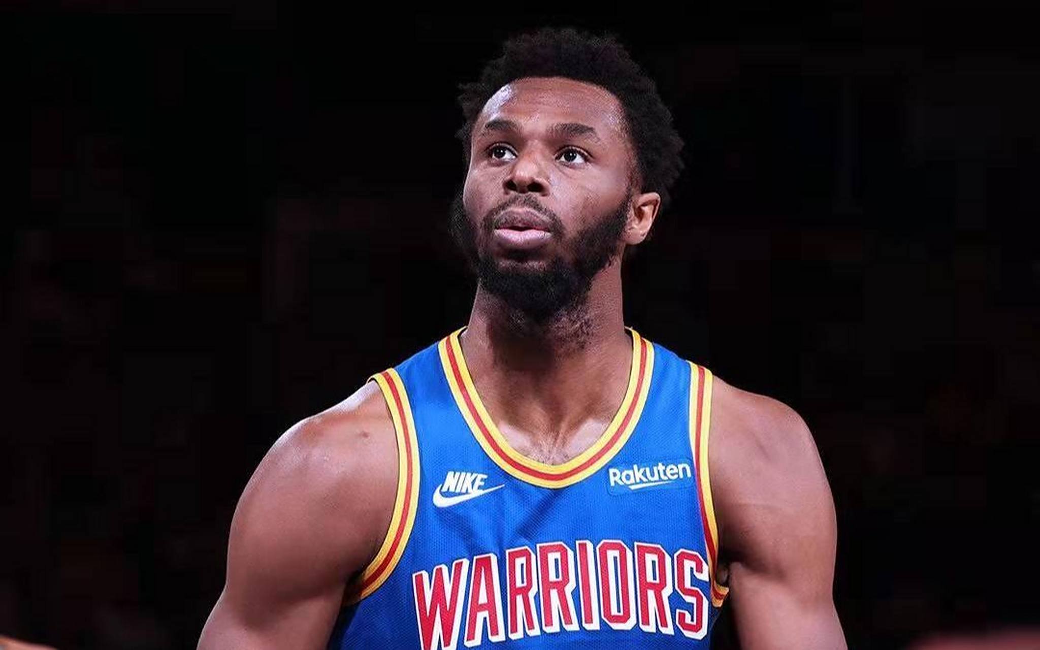 终于有正面贡献！杨瀚森前场板先助攻三分 然后快攻再助攻扣篮（杨瀚森迎来高光时刻：抢前场板助攻三分，快攻再送扣篮助攻）