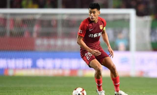 本泽马：皇马需要姆巴佩在关键时刻挺身而出，他得和队友谈谈（本泽马：皇马盼姆巴佩关键时刻扛旗 他需尽快与队友沟通）