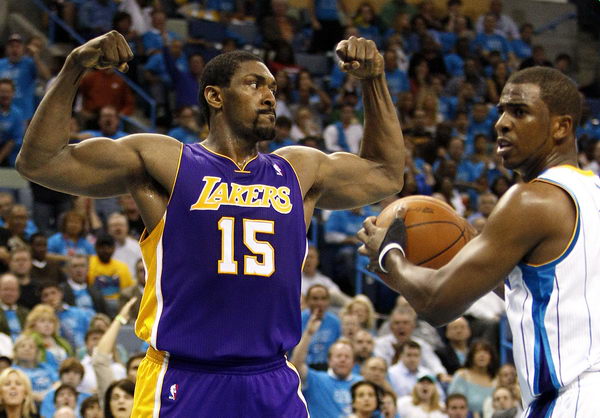 执教球队前4场3次战平，斯帕莱蒂是尤文队史主帅第二人（上任前四战三平，斯帕莱蒂成尤文队史第二位达成此纪录的主帅）