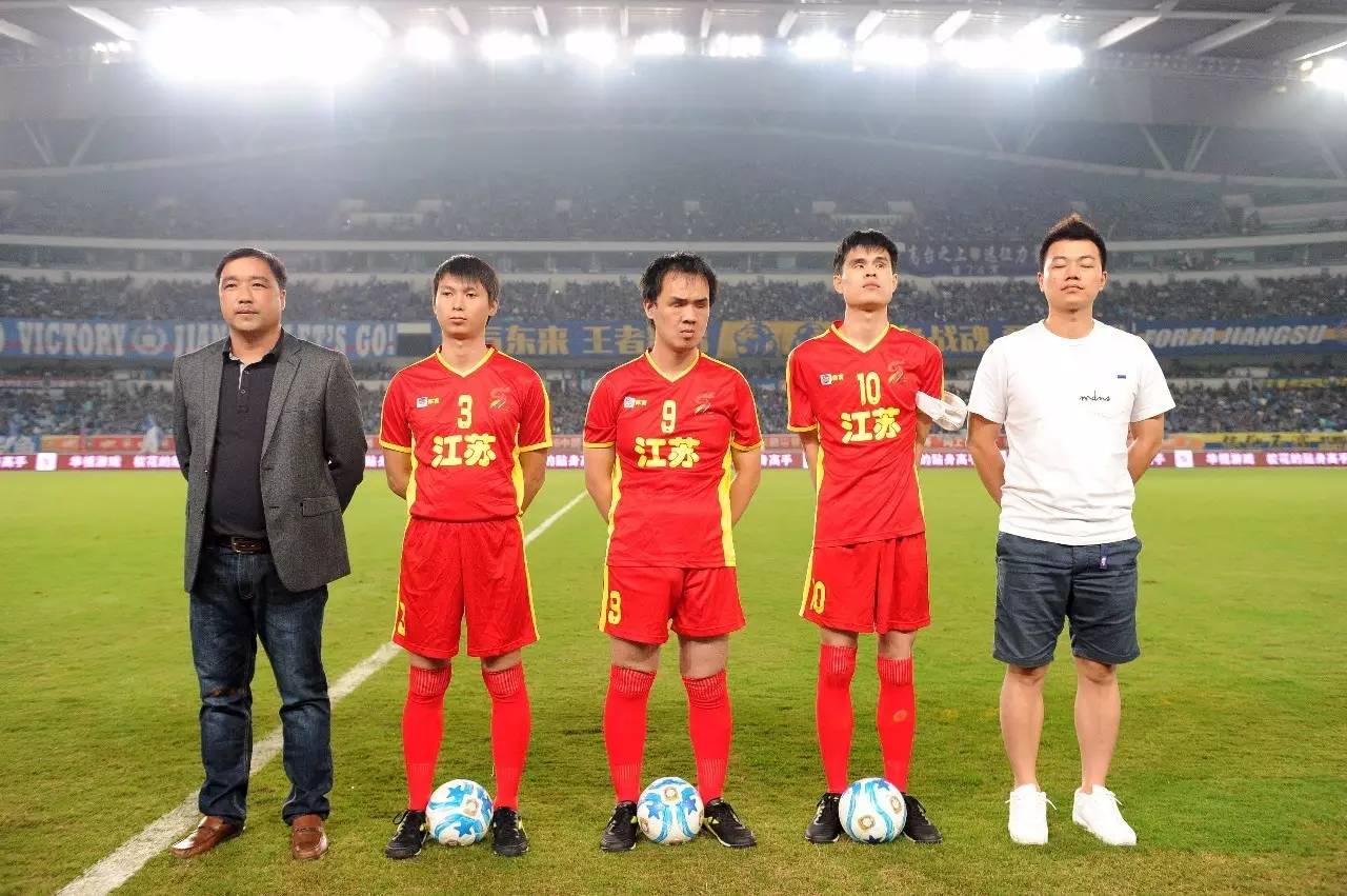 多特德比战成功复仇（多特在德比中完成复仇）