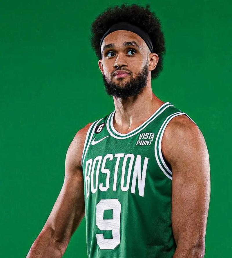 一球不丢！哈特半场4中4拿到9分2板2助1断 正负值+16（哈特半场手感火热：4投全中拿下9分2板2助1断，正负值+16）