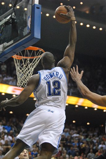 新秀用表现告诉大家：别小看我（新秀用实力证明：别小看我）