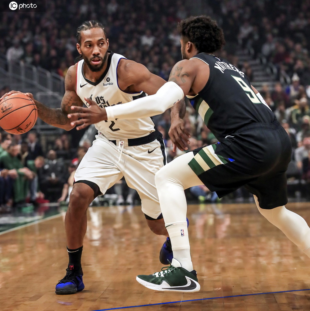 记者：申花本周二结束假期，重新集结备战今年的亚冠收官战（记者：申花将于本周二收假再度集结，备战今年亚冠收官战）